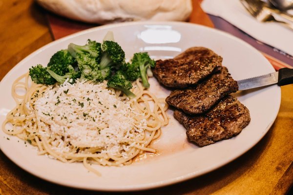 Top Kitchen Ceiling Materials for Optimal Cleanliness and Health: A Comprehensive Guide